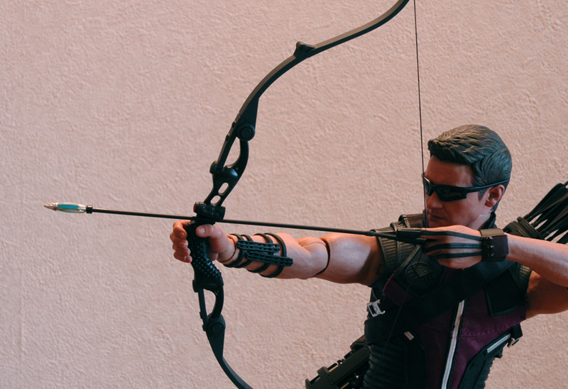 Illustration for article titled This Hawkeye Figure Aims for the Bull's-Eye